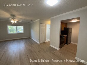 334 48th Ave N in St. Petersburg, FL - Building Photo - Building Photo