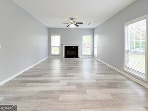 1924 Riverlanding Cir in Lawrenceville, GA - Building Photo - Building Photo