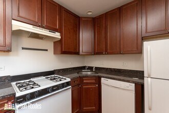 3321 N Lakewood Ave in Chicago, IL - Building Photo - Building Photo