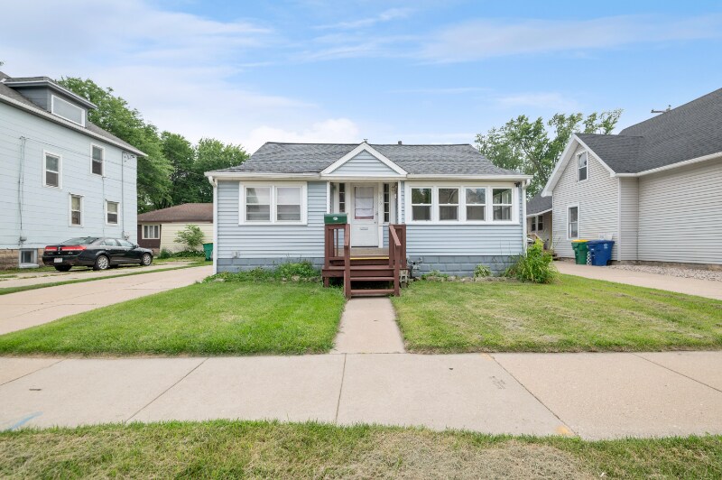 826 Doty St in Green Bay, WI - Building Photo