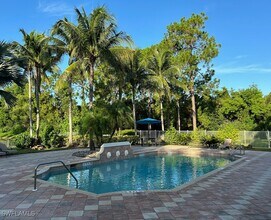 8225 Ibis Club Dr in Naples, FL - Foto de edificio - Building Photo