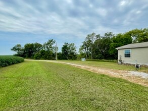 529 NE 851st Rd in Knob Noster, MO - Building Photo - Building Photo
