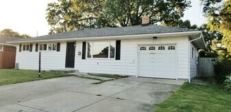 2845 W 31st St in Erie, PA - Building Photo