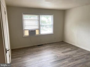 413 Homestead Rd in Wilmington, DE - Building Photo - Building Photo