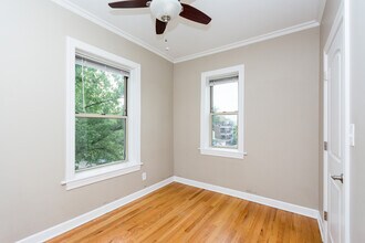 3101 N Racine Ave-Unit -2 in Chicago, IL - Building Photo - Building Photo