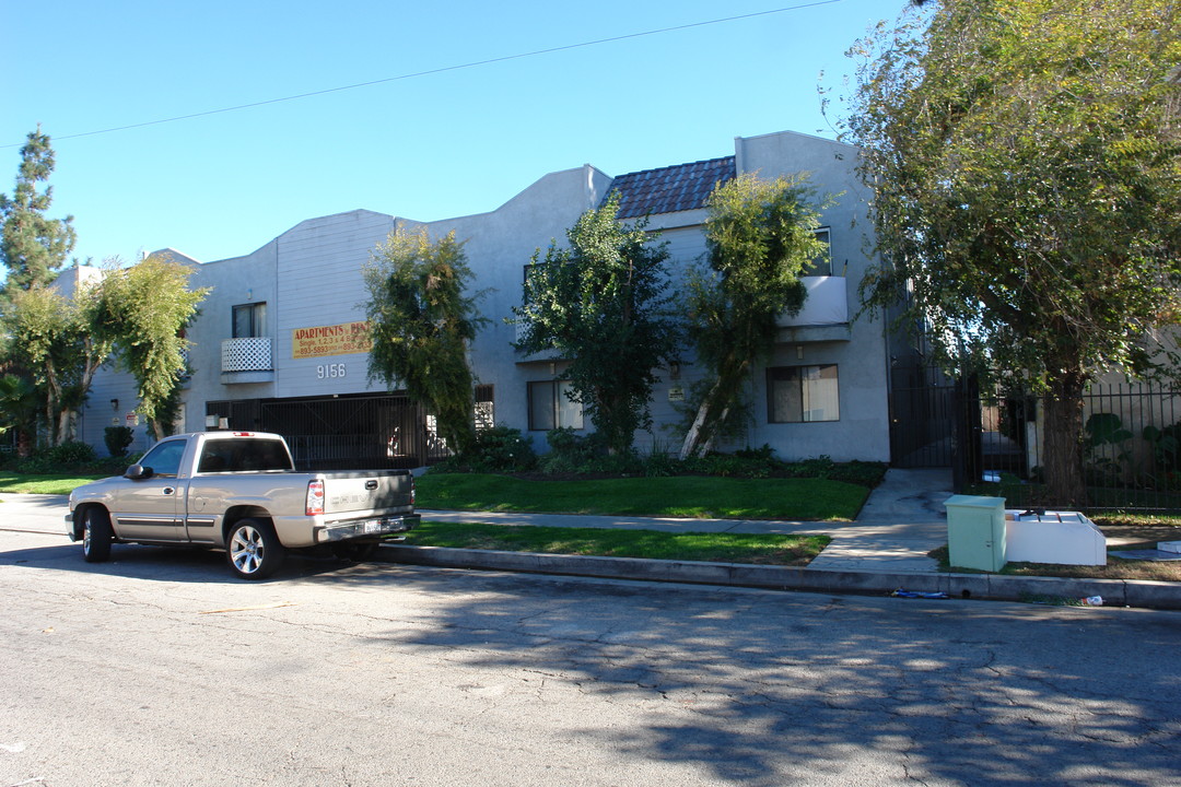 The Tobias in Panorama City, CA - Foto de edificio