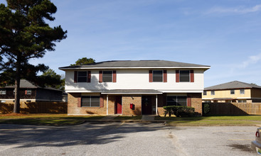 Spring Run Apartments in Fairhope, AL - Foto de edificio - Building Photo