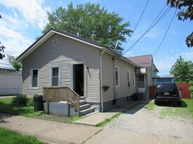 426 Huron St in Erie, PA - Building Photo