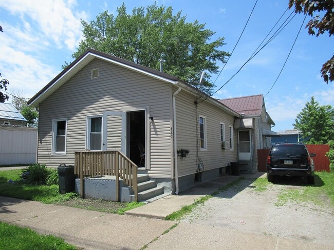 property at 426 Huron St