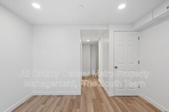 5579 S Delaware St in Littleton, CO - Building Photo - Building Photo