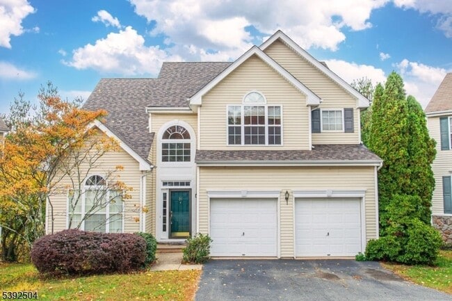 36 Winding Hill Dr