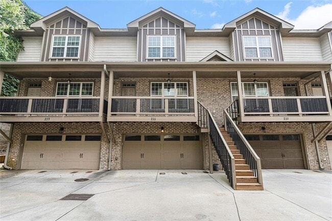 property at 255 Vannoy Park Lane Dr SE