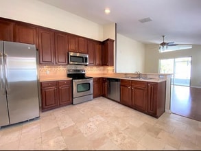 10033 Silmarien St in Orlando, FL - Building Photo - Building Photo