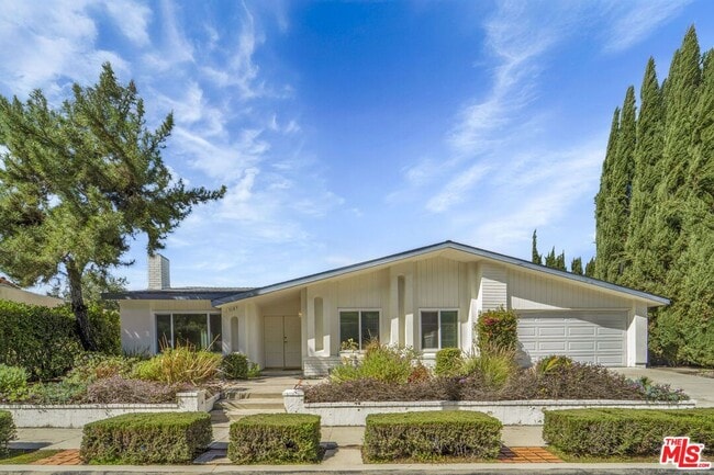 property at 3107 Hodler Dr
