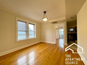 2839 W Nelson St in Chicago, IL - Building Photo - Building Photo