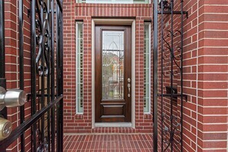 5351 McCulloch Cir in Houston, TX - Building Photo - Building Photo