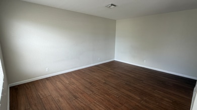 3574 Montante Blvd in Palm Springs, FL - Building Photo - Building Photo