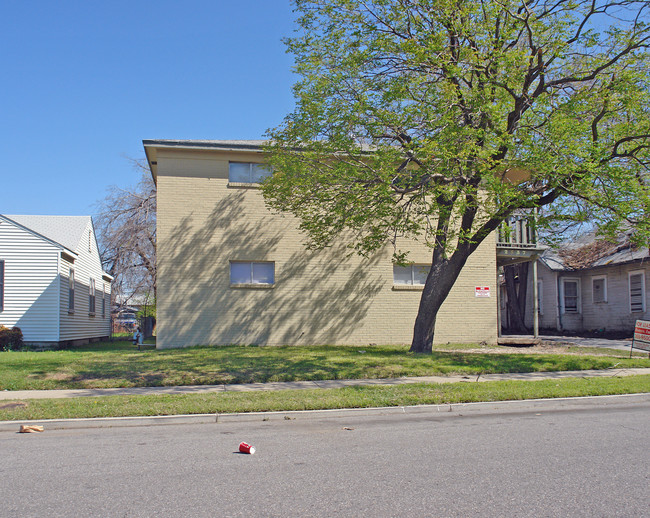 2537 E 7th St in Tulsa, OK - Foto de edificio - Building Photo