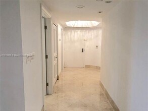 2800 Island Blvd in Aventura, FL - Building Photo - Building Photo