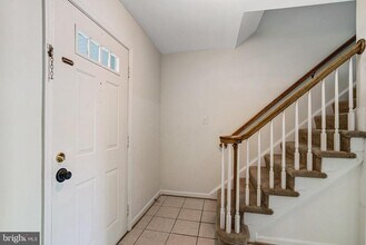6031 Mayfair Ln in Alexandria, VA - Building Photo - Building Photo
