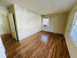 11682 Darlington Ave in Los Angeles, CA - Building Photo - Building Photo