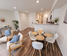 2439 18th St NW in Washington, DC - Foto de edificio - Building Photo