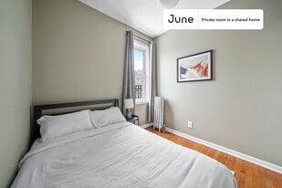 Room in Shared 4 bed/1 bath home in New York, NY - Building Photo