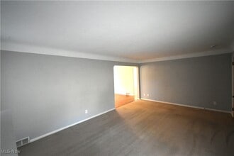 2761 Forestview Ave in Rocky River, OH - Building Photo - Building Photo