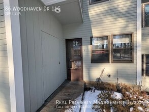 86 Woodhaven Dr in Hartford, VT - Building Photo - Building Photo