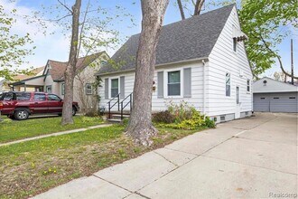 2211 Academy St in Dearborn, MI - Building Photo - Building Photo