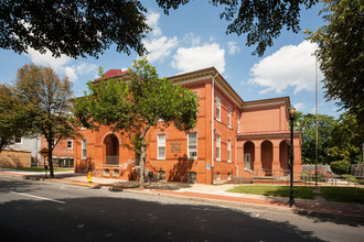520 N Market St in Frederick, MD - Foto de edificio - Building Photo