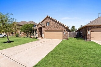 5610 Glenfield Spring Ln in Spring, TX - Foto de edificio - Building Photo