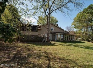 128 Farlow Dr in Knoxville, TN - Building Photo - Building Photo
