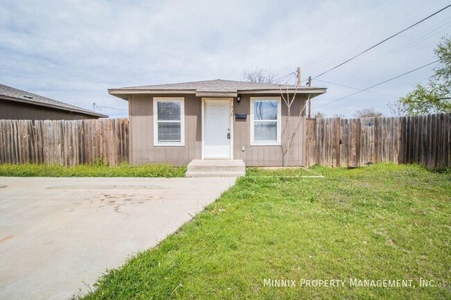 property at 300 E Lynn St