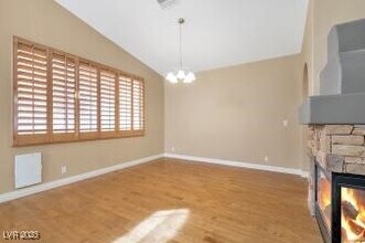 1717 Crystal Creek Cir in Las Vegas, NV - Building Photo - Building Photo