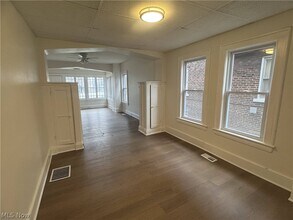 3242 Sycamore Rd in Cleveland Heights, OH - Building Photo - Building Photo