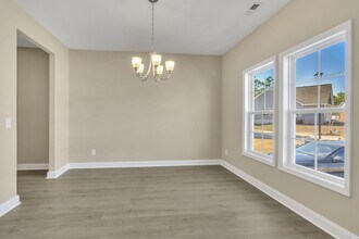 909 Marshview Ct in Hubert, NC - Building Photo - Building Photo