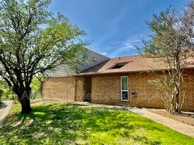 2023 Springwood Pl in Carrollton, TX - Building Photo