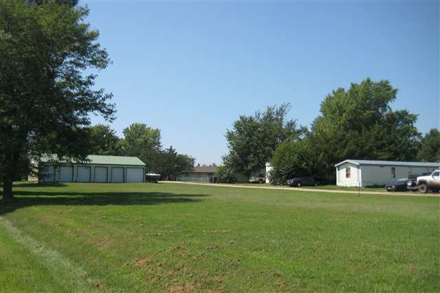 Wilcox Trailer Park & Storage in Wilcox, NE - Foto de edificio