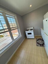 33-12 24th Ave in Queens, NY - Building Photo - Building Photo