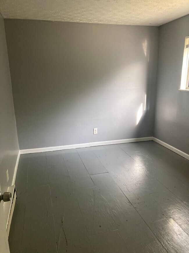 2486 White St in Cincinnati, OH - Building Photo - Building Photo