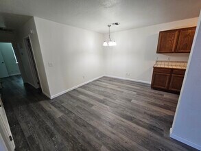 1584 Turquoise Rd, Unit A in Bullhead City, AZ - Building Photo - Building Photo