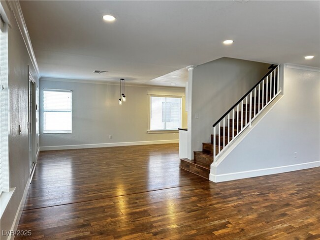 property at 9536 Kelly Creek Ave