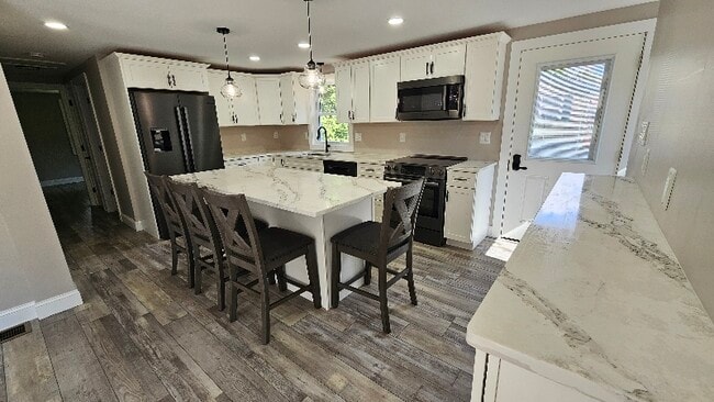 property at 17 Powderhouse Rd