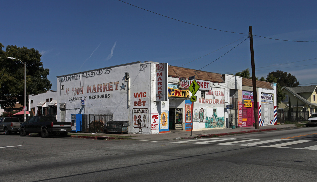 2321-2339 Hooper Ave in Los Angeles, CA - Building Photo