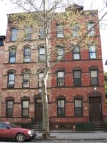 564 Sterling Pl in Brooklyn, NY - Building Photo