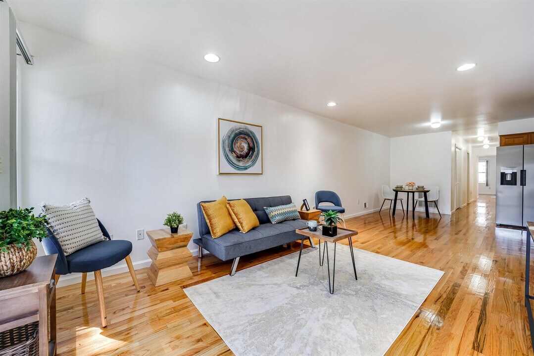 375 Ogden Ave. in Jersey City, NJ - Building Photo