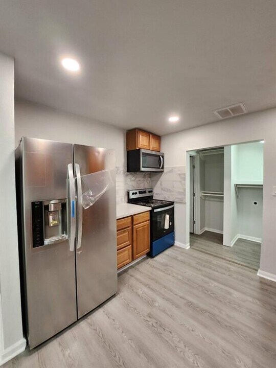 7919 Scanlock St Photo