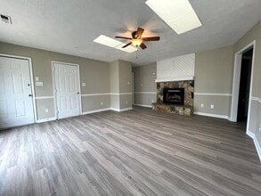 544 Auburndale Ln in Fayetteville, NC - Building Photo - Building Photo