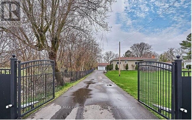 property at 2170 Thornton Rd N